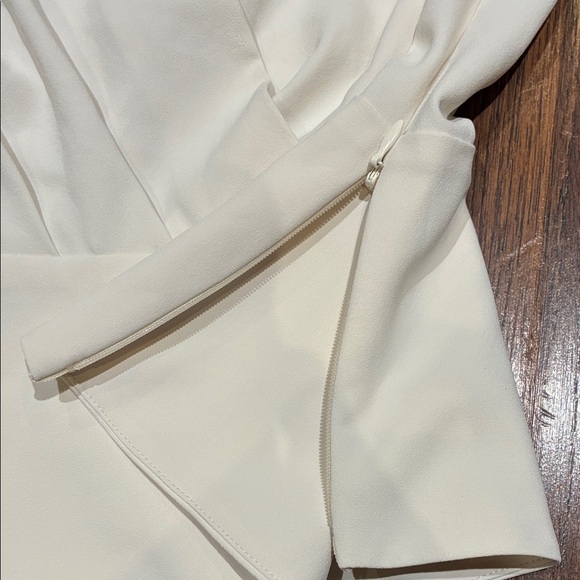 Club Monaco Cream Wrap Tunic - Picture 3 of 8